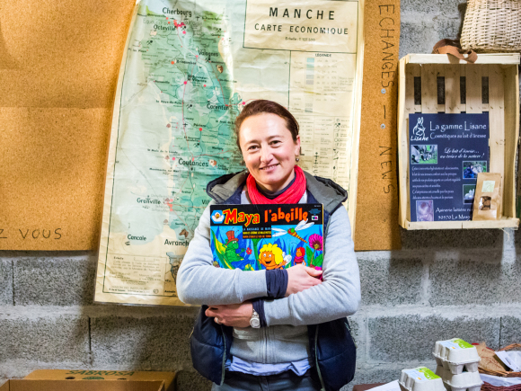 Marielle, responsable de la Ruche d'Agon Coutainville dans la Manche. © Thomas Louapre - La Ruche qui dit Oui (2013)