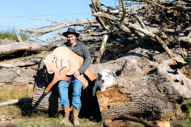Pour retrouver Matthieu, sa ferme et ses produits : bisons-auvergne.fr. © Thomas Louapre